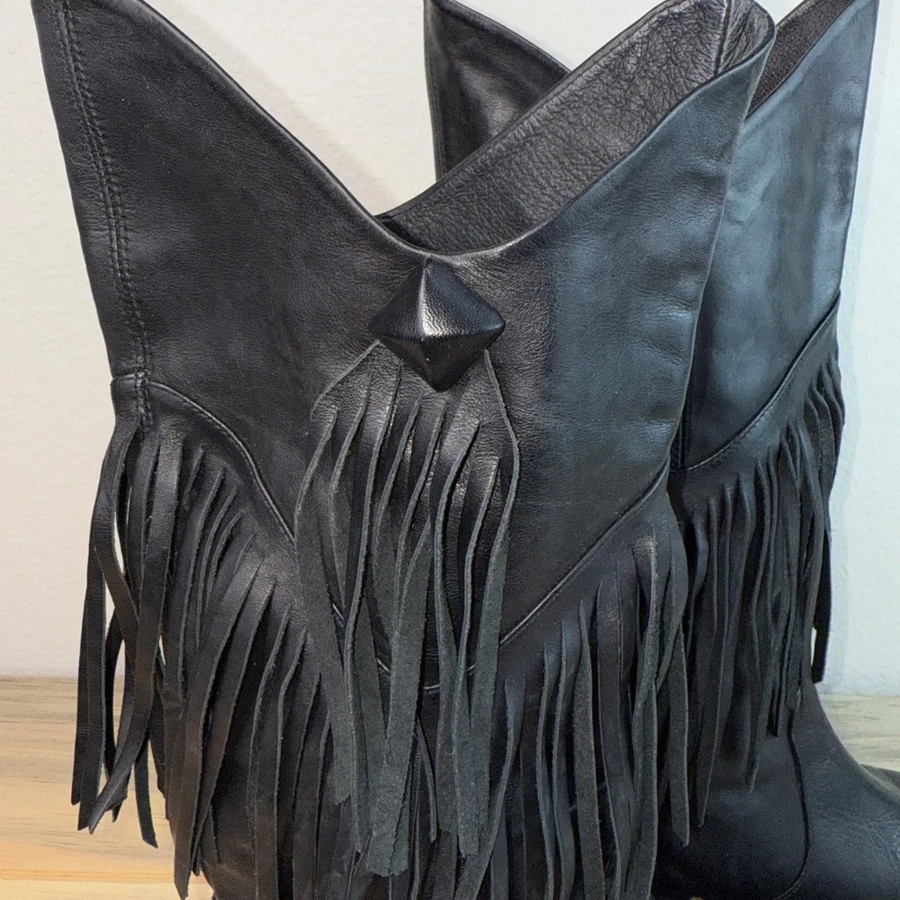 Pour La Victoire Black Fringe Heeled Boots - Picture 3 of 10